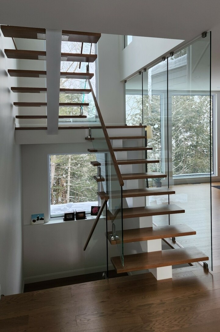composantes pour la fabrication d'escalier - Esco Distribution