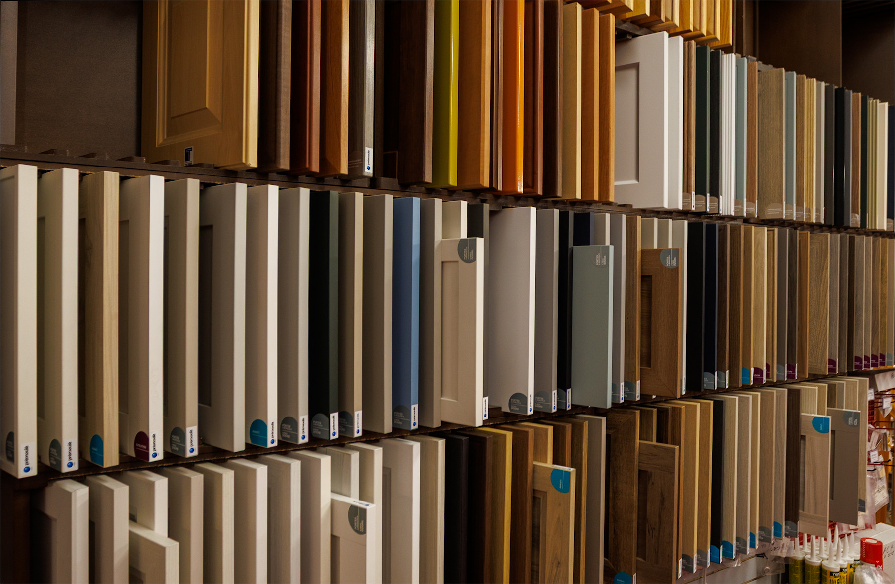 portes d'armoire - Esco Distribution